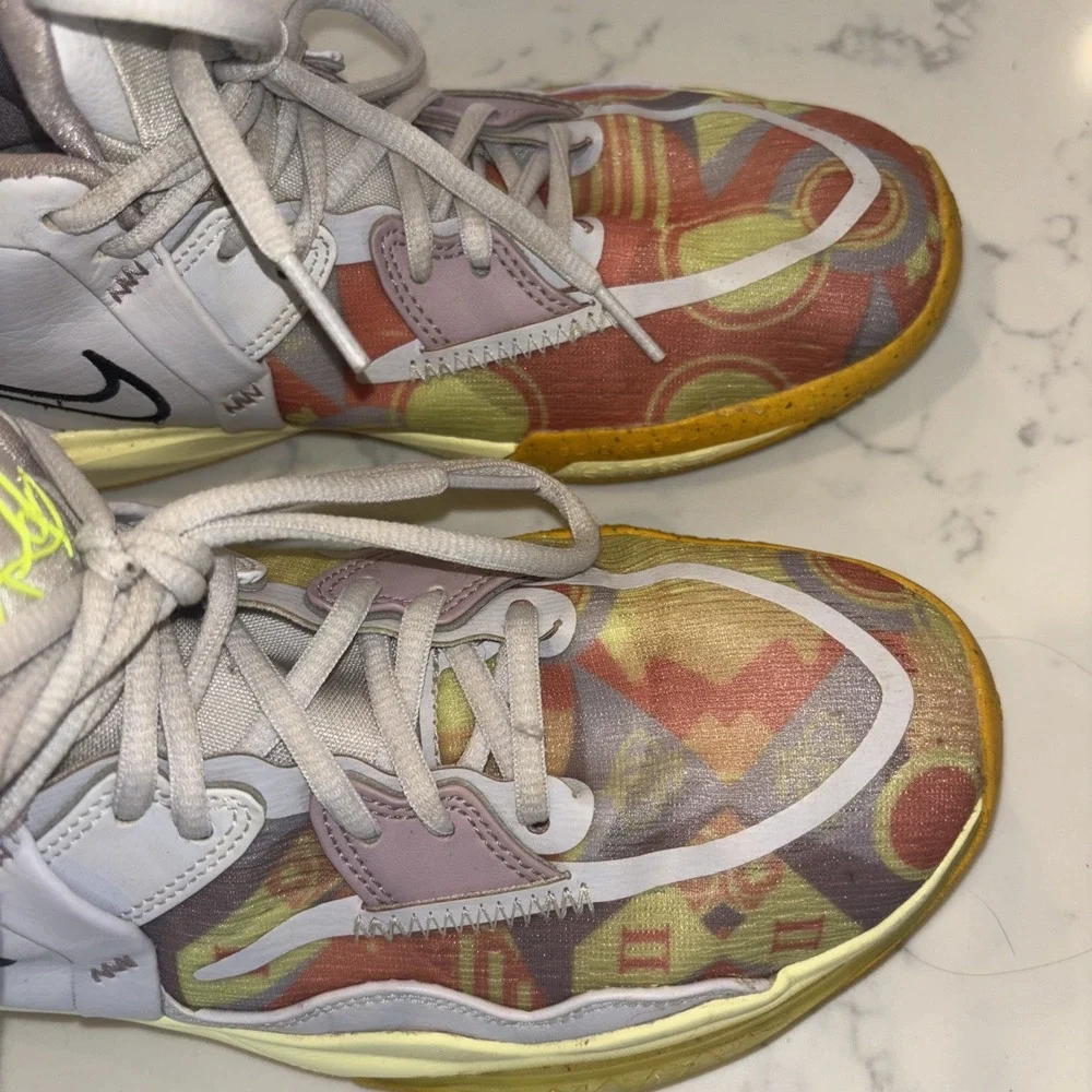 Nike Kyrie Infinity DD0334-501 Basketball‎ Sneakers Shoes Size 6.5Y- Womens 8